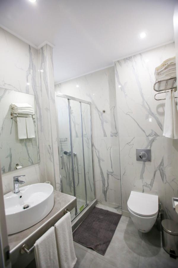 Stella Boutigue Rooms Néa Péramos Bagian luar foto
